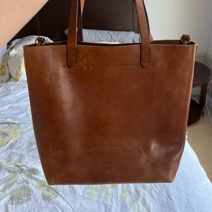 Madewell Medium Transfer Tote in Brown